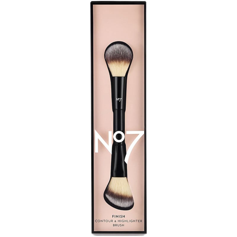 فرشاة تحديد الوجه والهايلايتر من نو 7